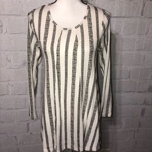 Rip curl tunic w/back hole super cute.    F32